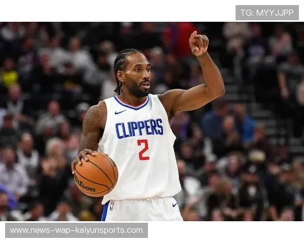 伦纳德卡住身位，洛杉矶快船先赢身体对抗