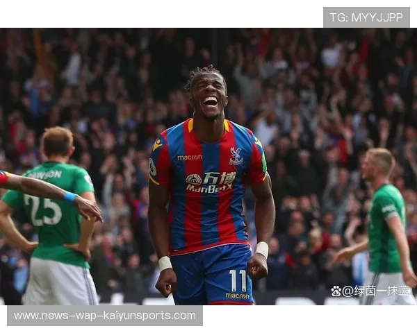 水晶宫加强边路覆盖，扎哈连续完成高速突破